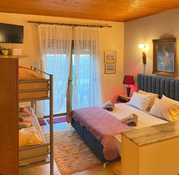 Maria Luxury 